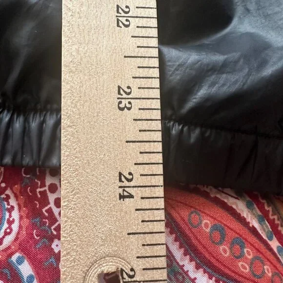 Columbia Sportswear Black Windbreaker Jacket M Gorpcore Normcore Athletic - Picture 7 of 7